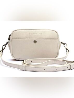 Bodomint Bowie Bag Ivory Vegan Leather Convertible Fanny Crossbody Bag NWT